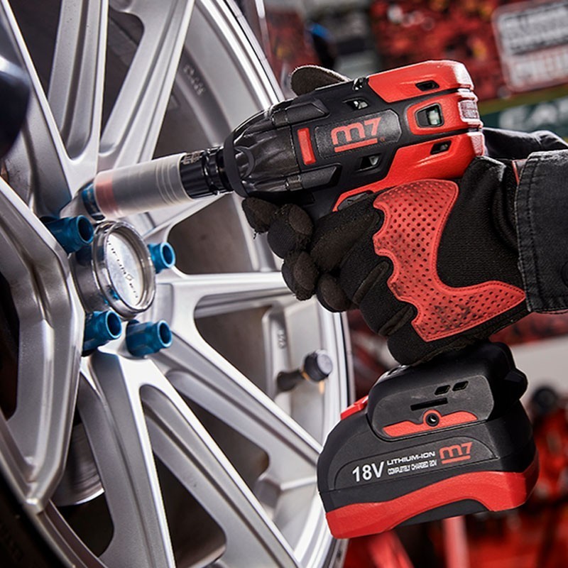 Cofre con llave de impacto compacta de batería...