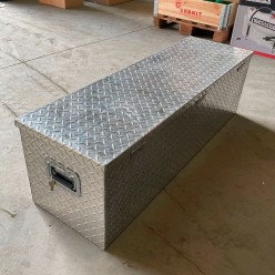 CAJONES DE ALUMINIO PARA TRACTOR 123X38X38CM WORKLAND 2