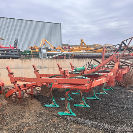 CHISEL CON RODILLO KVERNELAND