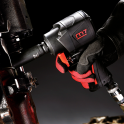 LLAVE DE IMPACTO COMPACTA 746 Nm 1/2" 2