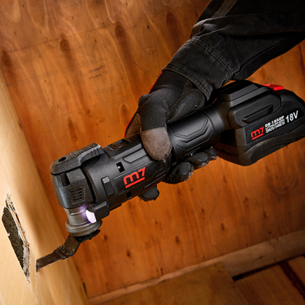 COFRE HERRAMIENTA MULTIFUNCION DE BATERIA CON ACCESORIOS