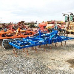 CULTIVADOR 4,60 METROS PLEGABLE CON RODILLO DE ANILLAS...