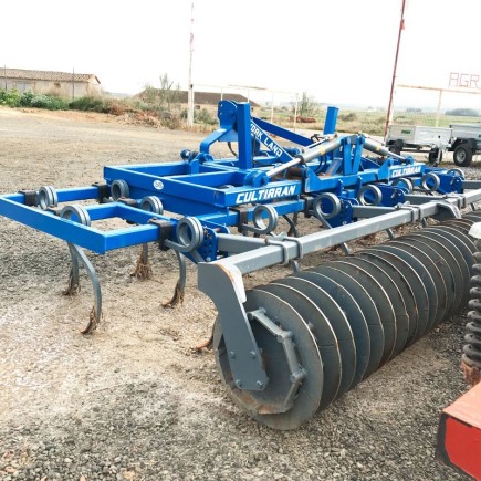 CULTIVADOR 4,60 METROS PLEGABLE CON RODILLO DE ANILLAS WORKLAND