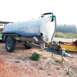 CISTERNA GALVANIZADA AGUDO 8000 LITROS