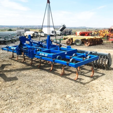 CULTIVADOR 4,60 METROS PLEGABLE CON RODILLO DE ANILLAS WORKLAND