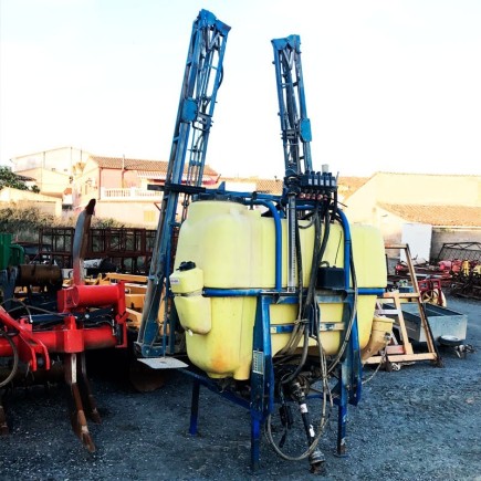 Pulverizador Aguirre 14 metros 1200 litros