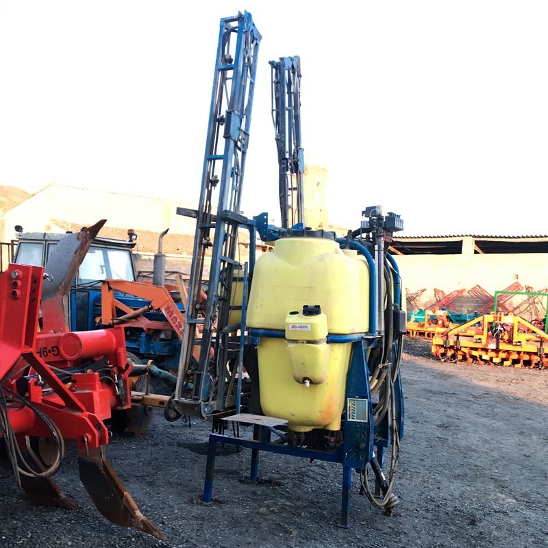 Pulverizador Aguirre 14 metros 1200 litros