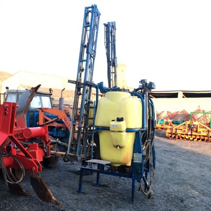 Pulverizador Aguirre 14 metros 1200 litros