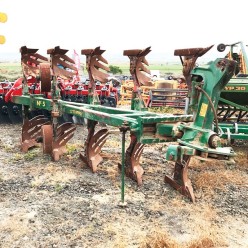 ARADO EL PINO N5 PENTASURCO