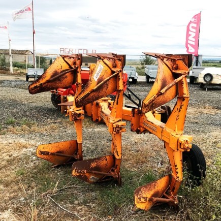 ARADO LOMBARTE 3 SURCOS
