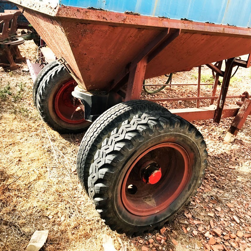 ABONADORA ARRASTRADA PENDULAR