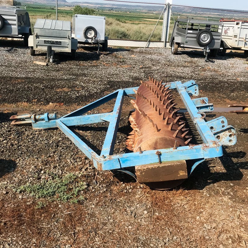 Rodillo de clavos 250x50